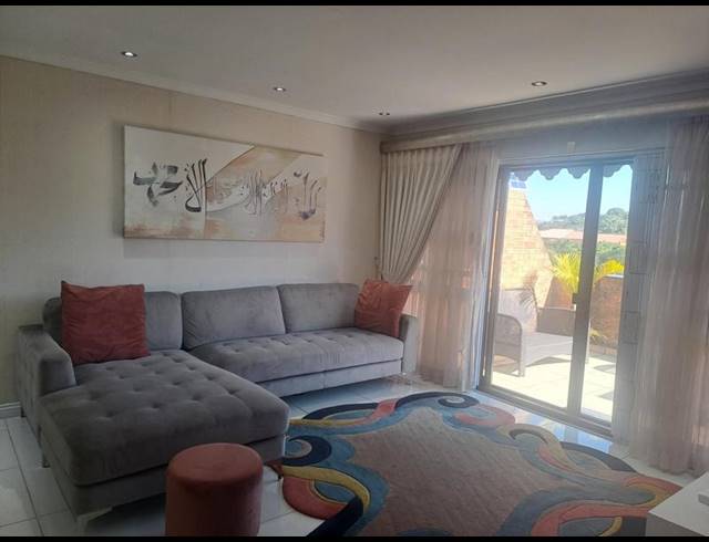 3 BEDROOM APARTMENT FOR SALE IN UMGENI PARK